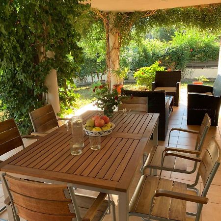 Villa Dacar Кубеляс Екстериор снимка